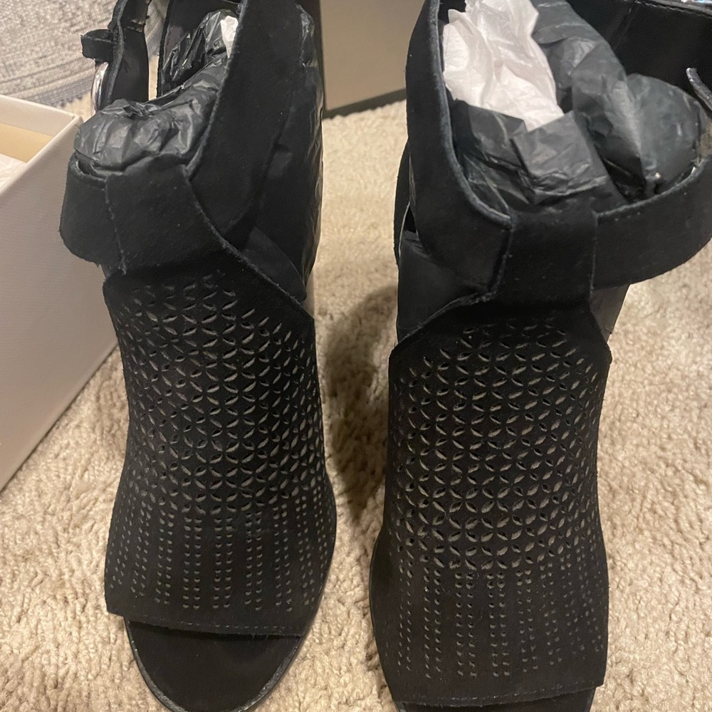 Marc Fisher Ltd Vixen Staked Heel Sandal